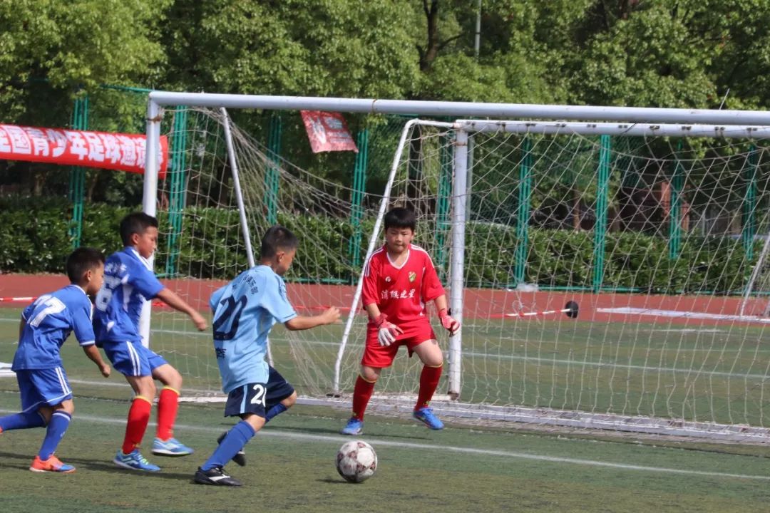 包含今夜上海海港调整名单以备国王杯；扳平良机环节打磨；媒体盛赞；心理建设被强调的词条-九游体育下载